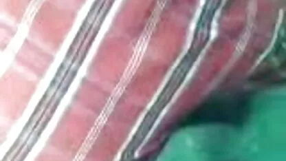 बॉस घुंघराले टोपी के सचिव झूठ बोल रही है हिंदी सेक्सी एचडी पिक्चर पर अपने डेस्क