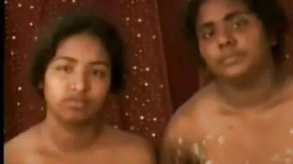 आदमी हिंदी सेक्सी एचडी पिक्चर भागने छात्रा हुड पर
