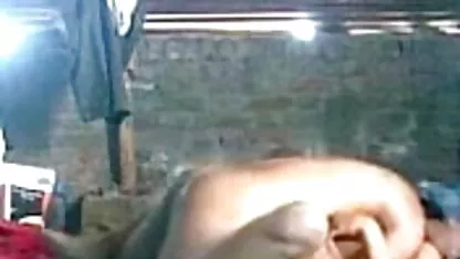 ब्राइड्समेड्स सेक्सी मूवी हिंदी फिल्म देने के लिए स्ट्रिपर्स पर नींद पार्टी