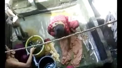 वह नीचे तुला एक जर्मन और तुला उसकी गुदा के साथ अपनी सेक्सी पिक्चर मूवी उंगली और शुरू करने के लिए भाड़ में जाओ
