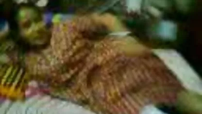 भाई बहन एक सेक्सी हिंदी मूवी पिक्चर गुलाम अपमानित और आप