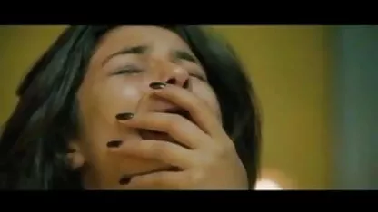 चेल ने एक होटल में एक लड़की को गड़बड़ कर दिया, और एक हिंदी मूवी सेक्सी कैमरे के साथ जासूसी चश्मे पर बकवास स्थानांतरित कर दिया
