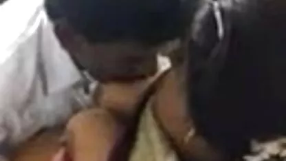 कामुक nURU हिंदी मूवी के सेक्सी मालिश के लिए स्वाद