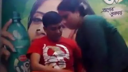 काले बनाम दूधिया सेक्स पिक्चर फुल लंड (Lou Charmelle)