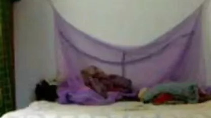 पैरों की कामुकता लैला पाप फ्रेंच पेडीक्योर पैर की उंगलियों के साथ पैर आसानी हिंदी मूवी सेक्स वाली देता है