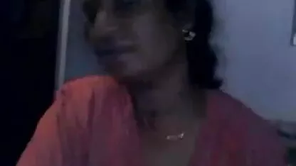 पति में मदद करता है तंग पत्नी के साथ उसे पहले बड़ा काला मुर्गा! सेक्सी वीडियो हिंदी मूवी भाग 1