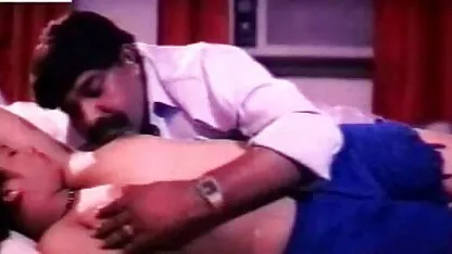 भाई उसकी बहन मेगन बारिश सेक्सी मूवी पिक्चर की योनि