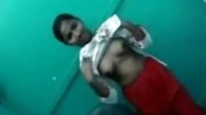 गर्म सुनहरे बालों वाली रॉक्सी रे उसे सह करने के लिए उसके पैरों का सेक्सी पिक्चर हिंदी फुल मूवी उपयोग करता है!