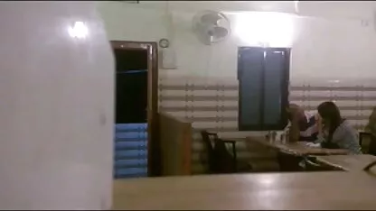 वह % 26 खाती है हिंदी सेक्सी मूवी हिंदी सेक्सी पिक्चर उनकी लूट बी 4 विशाल मुर्गा कोई कंडोम