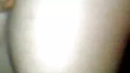 सुनहरे बालों वाली आकर्षक हिंदी पिक्चर सेक्सी मूवी पिक्चर रसीला गोद नृत्य बनाता है