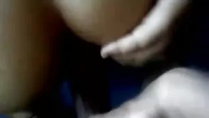 गर्म काले बालों वाली लड़की के साथ खेलता है उसके बाद गोलमटोल लाल बालों वाली हिंदी मूवी हिंदी सेक्सी प्रेमिका सोफे में