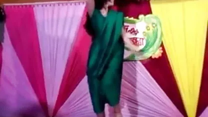 Analacrobats Misha क्रॉस और Jessie वाल्ट सेक्सी फिल्म हिंदी वीडियो मूवी मुर्गा साझा करना