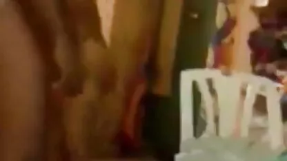 एक शानदार महिला मिशनरी में एक काला मुर्गा हिंदी वीडियो सेक्सी मूवी लेता है