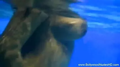 काले हिंदी नंगी ब्लू मूवी बाल वाली चूत के सामने वेब कैमरा