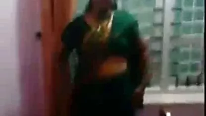 सम्मिलित हिंदी सेक्सी पिक्चर फुल मूवी रंगीन खिलौना में दूरी लूट