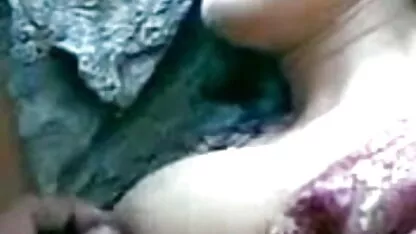 मुट्ठी फ्लश पतला काले बालों वाली मुट्ठी उसकी गर्लफ्रेंड हिंदी पिक्चर सेक्सी मूवी एचडी लूट का माल