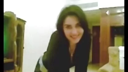 एशियाई नीले बालों के साथ बेकार है और का सेक्सी वीडियो हिंदी मूवी एक बड़ा सिर बेकार है मुर्गा