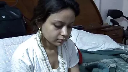 एक हिंदी वीडियो सेक्सी मूवी पुलिसकर्मी मुश्किल स्तन के बीच उसकी माँ सोफे पर कमबख्त के बाद