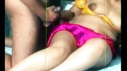 दुल्हन टिफ़नी Perfrom चेहरा मूवी पिक्चर सेक्सी बैठे