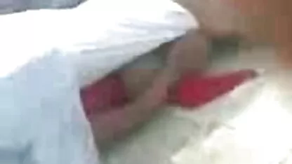 गोरा आदमी मुंह में उसका सबसे अच्छा दोस्त बकवास में मदद करता है बीपी सेक्सी हिंदी मूवी